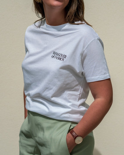 Camiseta blanca unisex de algodón orgánico con logo