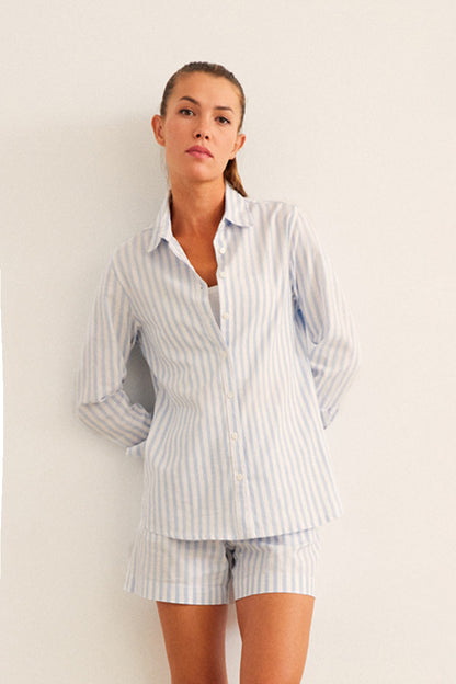 Women's white and blue striped organic cotton shirt